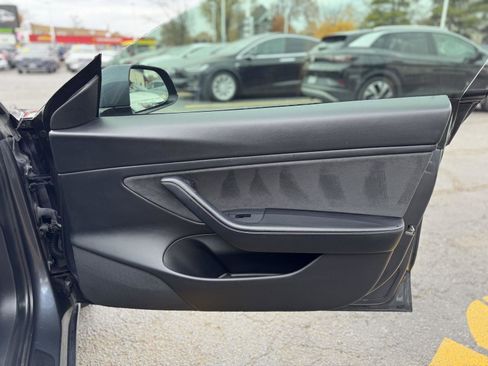Used 2021 Tesla Model 3 Long Range image 37