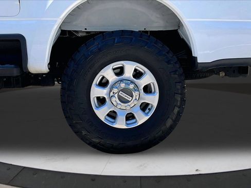 Used 2023 Ford F250 XLT AWD/4WD image 32