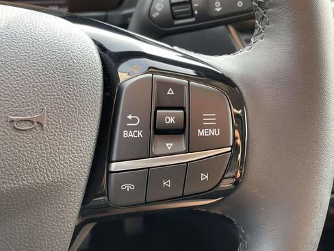 Used 2024 Ford Escape Active w/ Tech Pack #1 AWD/4WD image 11