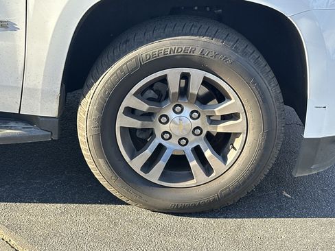 Certified 2019 Chevrolet Tahoe LT image 10