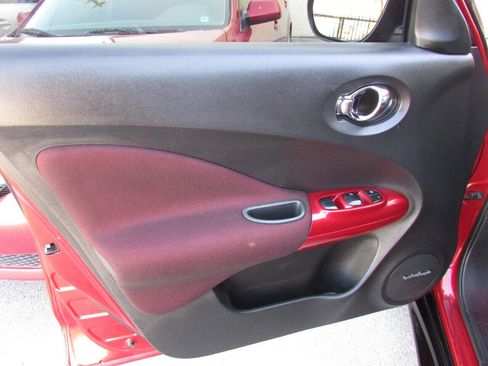 Used 2014 Nissan Juke SV w/ Navigation Package image 20