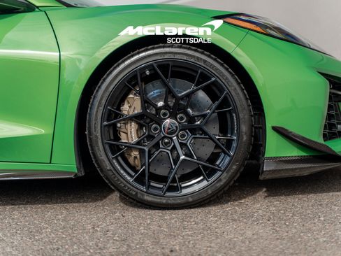 Used 2026 Chevrolet Corvette ZR1 w/ ZR1 Carbon Fiber Aero Package image 40