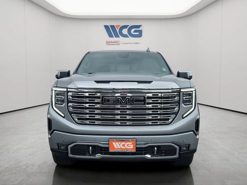 New 2026 GMC Sierra 1500 Denali w/ Denali Reserve Package AWD/4WD image 6