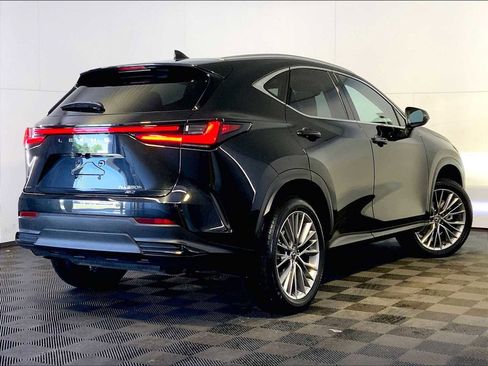 Used 2025 Lexus NX 350h AWD w/ Accessory Package (2T) image 7