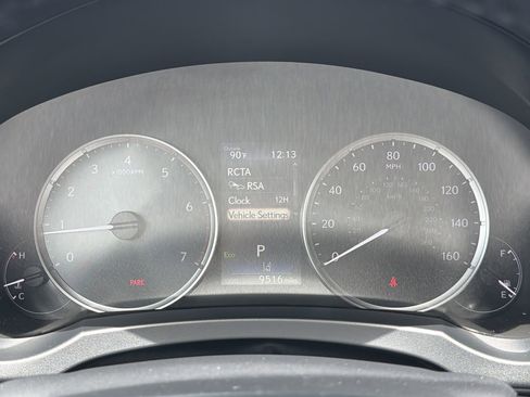 Used 2025 Lexus IS 300 F Sport w/ Accessory Package RWD image 31