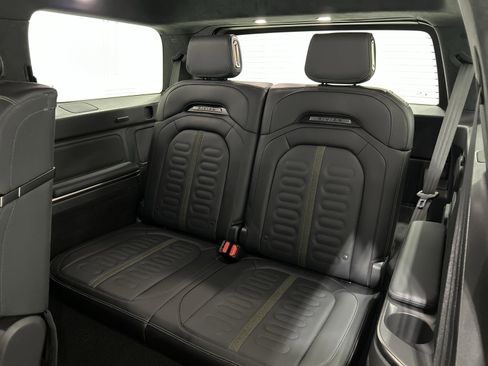 Used 2024 Rivian R1S Adventure AWD/4WD image 22