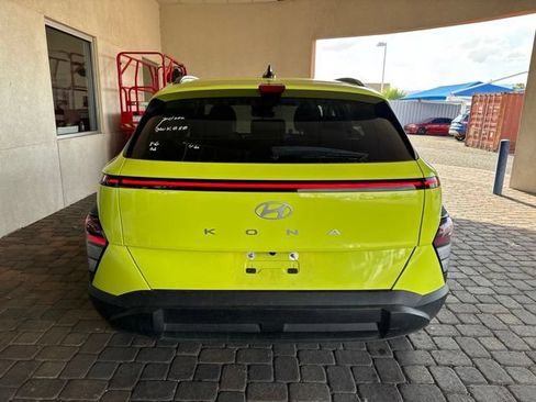 Used 2024 Hyundai Kona SEL FWD image 3
