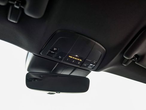 Used 2022 Porsche 718 Cayman image 18