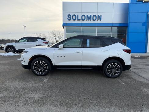 Certified 2023 Chevrolet Blazer RS w/ Enhanced Convenience Package image 2