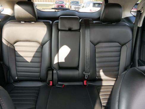 Used 2021 Ford Edge SEL AWD/4WD image 13