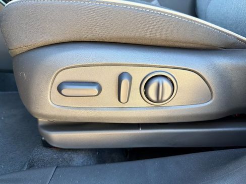 New 2026 Chevrolet TrailBlazer LT w/ Convenience Package image 22