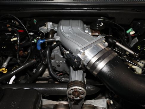 Used 2000 Ford F150 Lightning RWD image 77