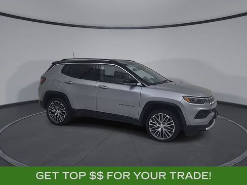 Used 2022 Jeep Compass Limited w/ Elite Group AWD/4WD image 2