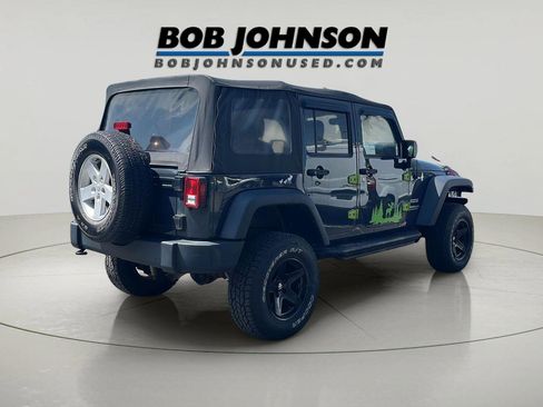 Used 2017 Jeep Wrangler Unlimited Sport w/ Quick Order Package 24S AWD/4WD image 3