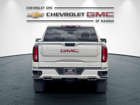 New 2026 GMC Sierra 1500 Denali w/ Denali Reserve Package AWD/4WD image 4