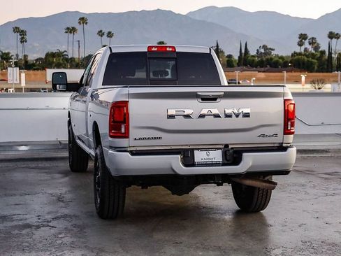Used 2026 RAM 2500 Laramie AWD/4WD image 7