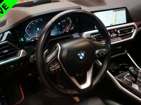 Used 2019 BMW 330i xDrive Sedan w/ Premium Package AWD/4WD image 9