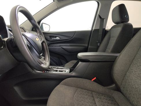 Used 2022 Chevrolet Equinox LT FWD image 17