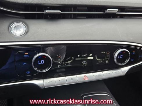 Used 2022 Genesis GV70 2.5T image 26