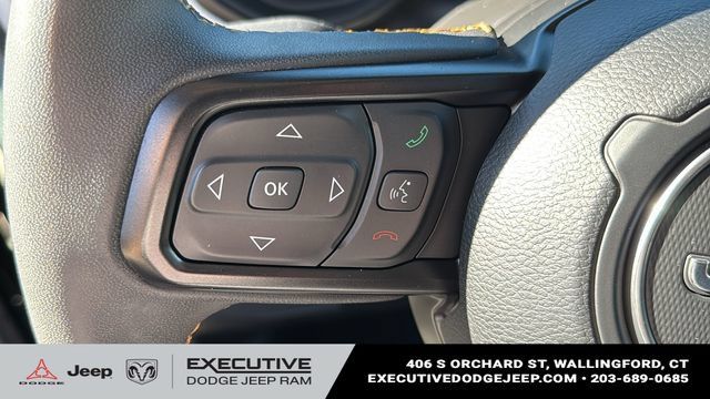Used 2024 Jeep Wrangler Unlimited w/ Convenience Group AWD/4WD image 12