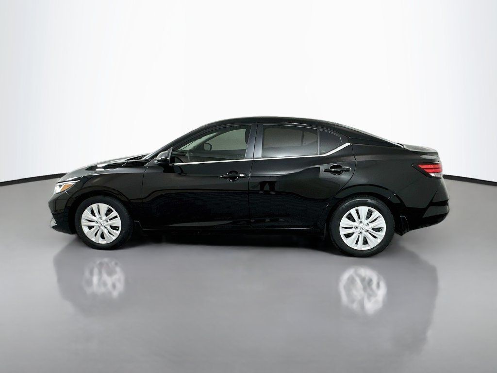 Used 2022 Nissan Sentra S FWD image 8