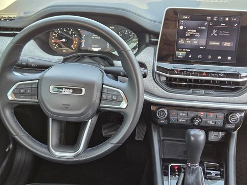 Used 2022 Jeep Compass Latitude w/ Sun and Sound Group FWD image 35