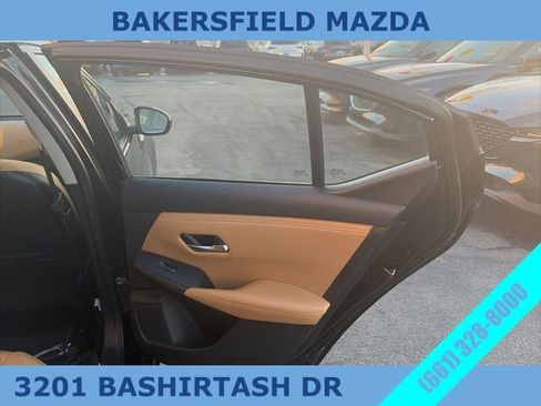 Used 2023 Nissan Sentra SV w/ SV Premium Package image 15