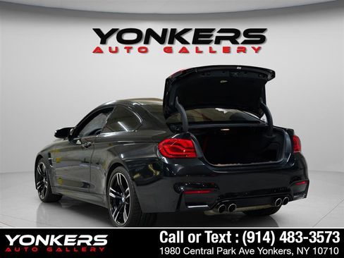 Used 2018 BMW M4 Coupe image 5