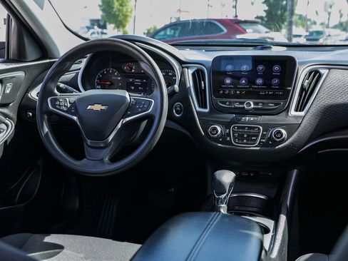 Used 2024 Chevrolet Malibu LT image 23