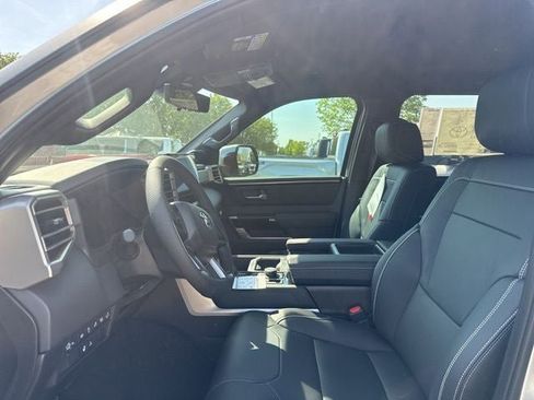 New 2026 Toyota Tundra Limited AWD/4WD image 9