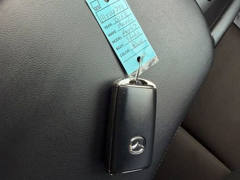 Used 2022 MAZDA MAZDA3 s FWD image 24