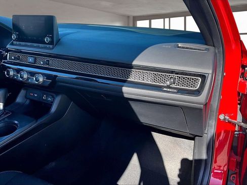 Used 2024 Honda Civic Sport image 25