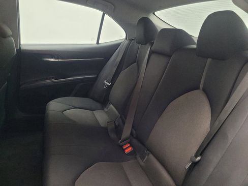 Used 2021 Toyota Camry LE image 18