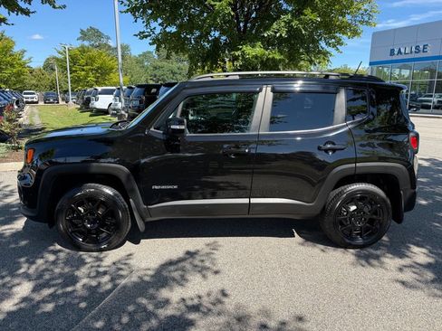 Used 2020 Jeep Renegade Altitude AWD/4WD image 2