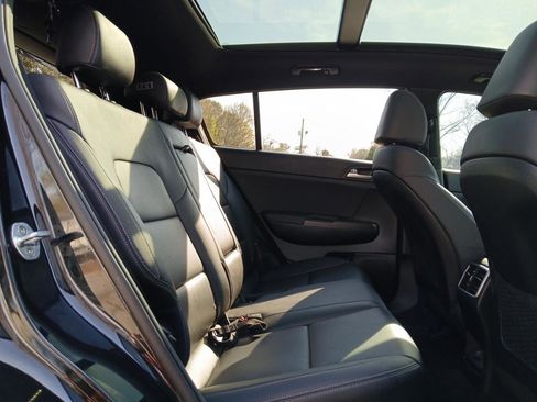 Used 2020 Kia Sportage S w/ S Sunroof Package image 13