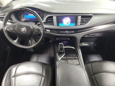 Used 2020 Buick Enclave Avenir w/ Avenir Technology Package AWD/4WD image 2