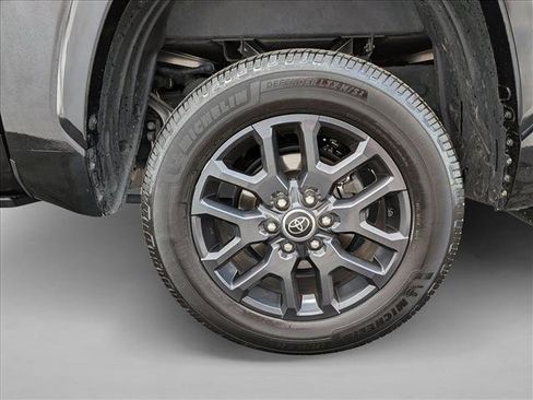 Used 2023 Toyota Tundra Platinum AWD/4WD image 23