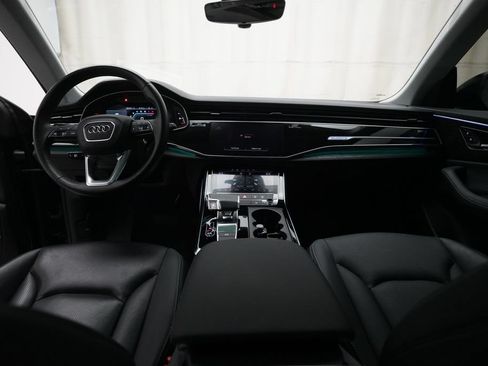 Used 2023 Audi Q8 Premium Plus AWD/4WD image 5