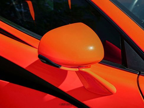 Used 2019 McLaren 570S Spider image 64