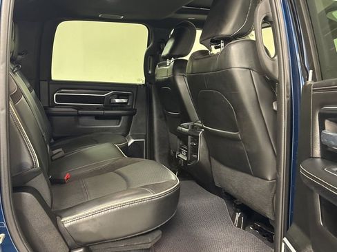 Used 2024 RAM 2500 Laramie w/ Night Edition image 32