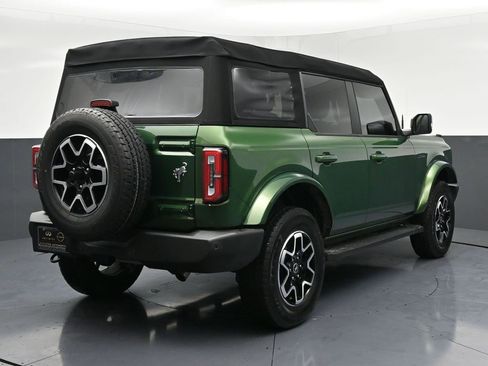 Used 2024 Ford Bronco Outer Banks image 4