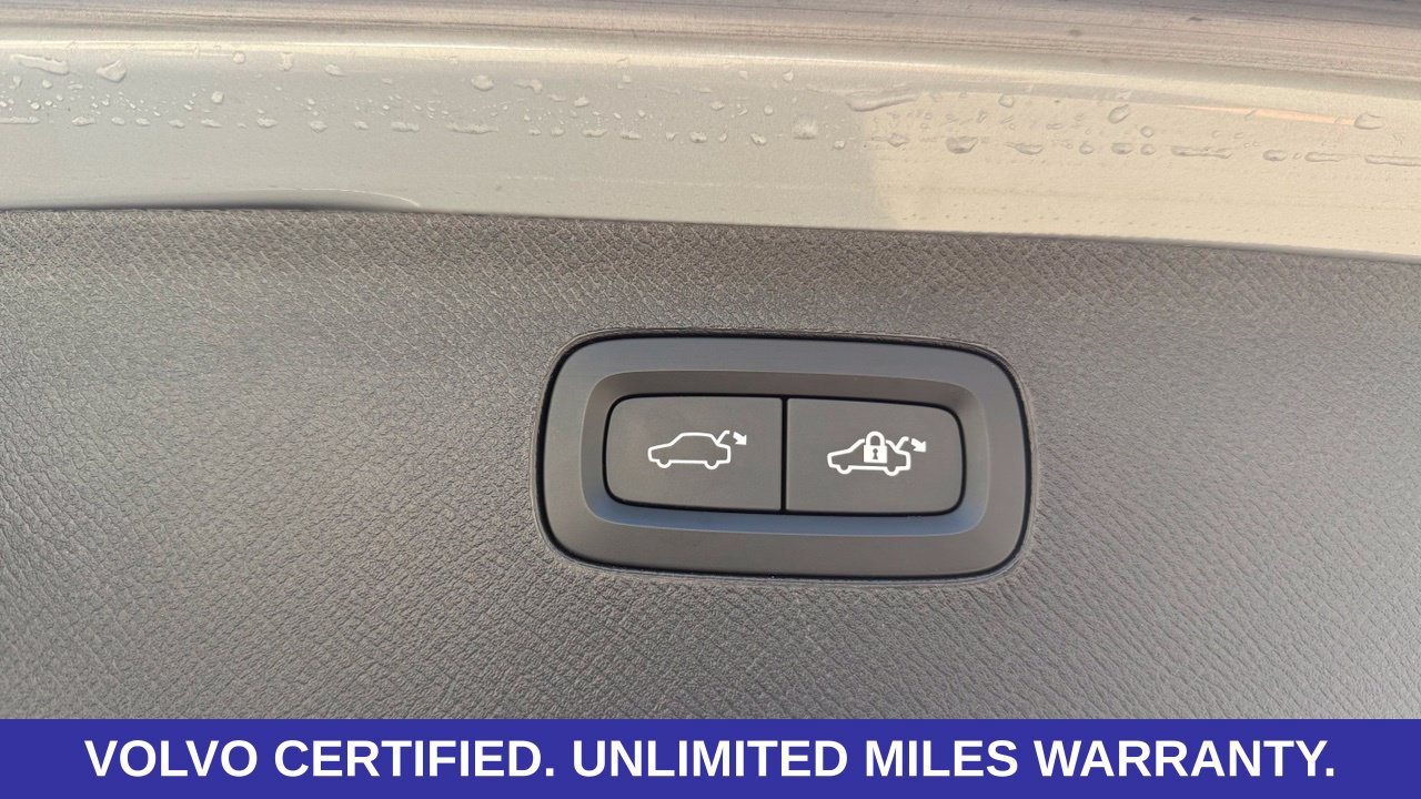 Certified 2024 Volvo XC90 T8 Plus w/ Protection Package Premier AWD/4WD image 11