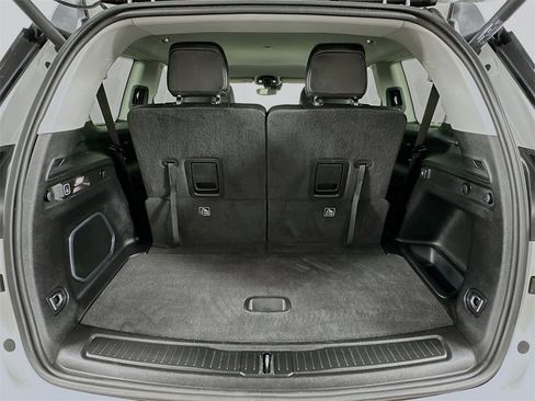 Used 2022 Jeep Grand Cherokee L Limited image 14