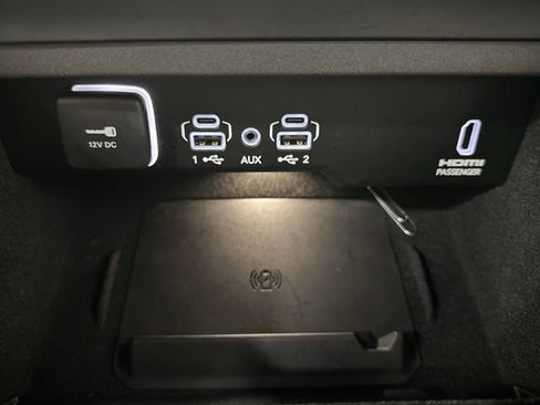 Used 2024 Jeep Grand Wagoneer Series III image 26