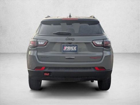 Used 2022 Jeep Compass Trailhawk w/ Trailhawk Elite Group image 7