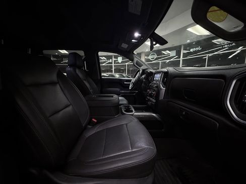 Used 2021 Chevrolet Silverado 1500 LTZ w/ Z71 Off-Road Package image 32