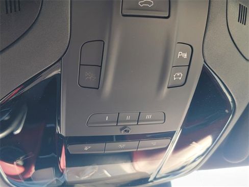 Used 2019 Maserati Levante image 33