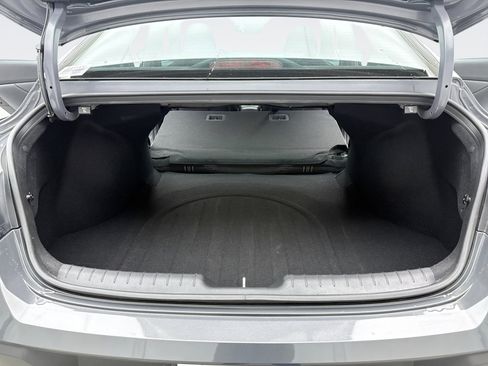 Used 2025 Hyundai Elantra Sport image 22