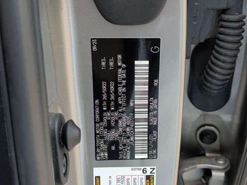 Used 2023 Lexus LX 600 F Sport w/ Accessory Package (Z1) image 31