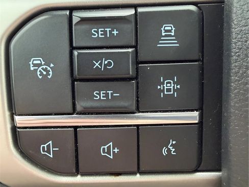 Used 2022 Ford Expedition Max Limited image 28